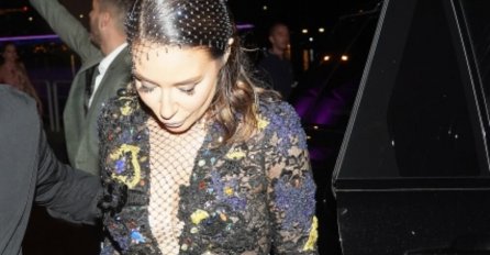 ANA NIKOLIĆ OBJAVILA POTRESNU FOTOGRAFIJU: Danima prikovana za krevet zbog Marinine smrti! BLIJEDA, UMORNA, NE LIČI NA SEBE