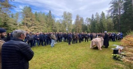 POŠTUJ DRUGE I TEBE ĆE DRUGI POŠTOVATI Pravoslavka ukopana u muslimanskom mezarju, efendija Adis bio organizator sahrane!