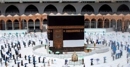 Džamije u Mekki i Medini bit će otvorene u punom kapacitetu