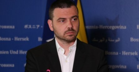 Magazinović: Dodik izgubio kompas, približava se svome kraju