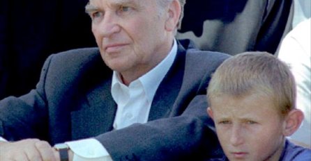 TRENUTAK KADA JE ALIJA IZETBEGOVIĆ PROGOVORIO: Evo ko je izdao SREBRENICU!