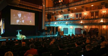 “Alija Izetbegović je želio da BiH ostane i hrvatska i srpska i bošnjačka”