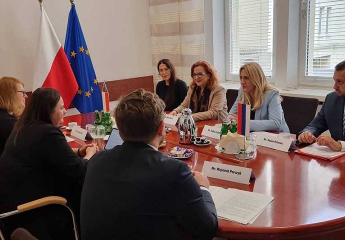 Pozadina diplomatskih pohoda Cvijanović: Nakon Mađarske posjetila Poljsku, novo nestašno dijete EU