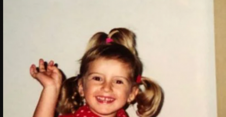 OD SLATKE DJEVOJČICE DO SKANDAL MAJSTORA! OSMIJEH JE OSTAO ISTI: Da li prepoznajte djevojčicu sa slike?