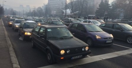 Vozači u BiH ne mogu registrirati vozila, nestalo saobraćajnih dozvola