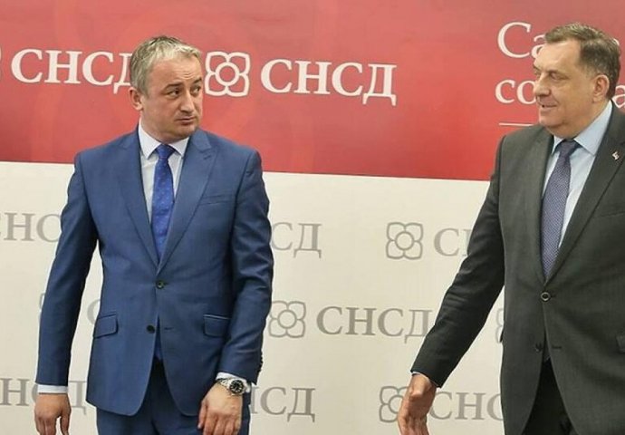 Borenović komentarisao sastanak Dodika i Vučića: "Dodik povlači rizične poteze, a Vučić vodi..."