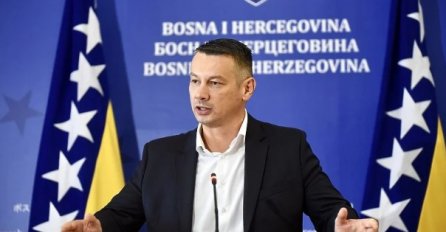 Nešić: Mi smo dosljedni odlukama NSRS-a, brine me nedostatak opozicije u FBiH