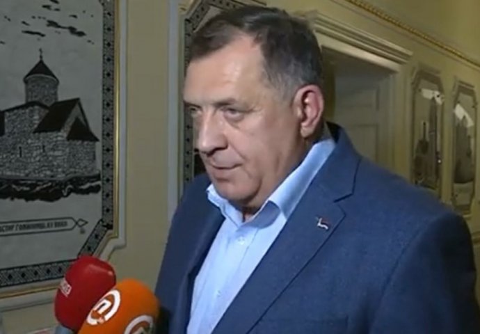 Dodik prije početka sjednice NSRS poručio Izetbegoviću: To je strašna uvreda za RS