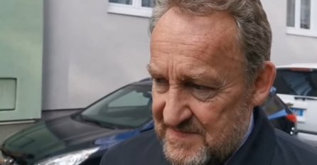 Oglasio se Izetbegović prije početka sastanka: Pozivam probosanske stranke i patriote da dokažemo da rješenje nije linija manjeg otpora