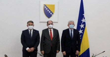Visoki predstavnik u Predsjedništvu BiH: Smanjiti tenzije i deblokirati državne institucije
