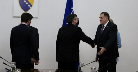 Pogledajte "srdačan" susret Palmera i Dodika: Objavljen snimak