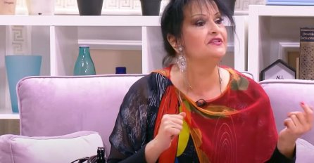 OŽENIO SE SIN SRPSKE PJEVAČICE, SVI KOMENTARIŠU 1 DETALJ: TRUDNA MLADA umjesto vjenčanice obukla KRATKU HALJINU, NIJE BIJELE BOJE (FOTO)