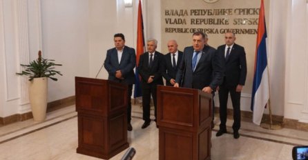 Dodik nakon sastanka: Mi ne pravimo revolucije, samo Ustav vraćamo na teren