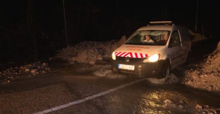 NEVRIJEME U BiH IZAZVALO PROBLEME: Izlijevanje vode i klizišta širom zemlje, obustavljen saobraćaj na MP