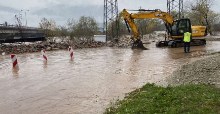 Na području Ilidže na terenu sve raspoložive službe zajedno s načelnikom Muzurom