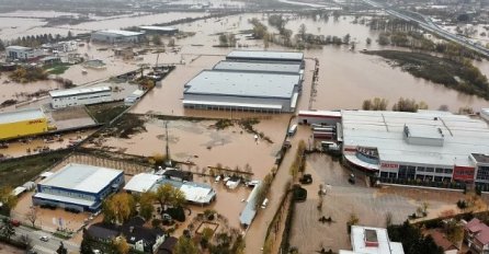Pogledajte nove snimke iz zraka: Rajlovac i dalje pod vodom