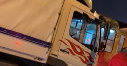 Sudar tramvaja i kamiona na Marijin Dvoru