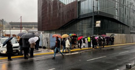 Građani Sarajeva i danas protestuju, ovoga puta pred zgradom Delegacije EU