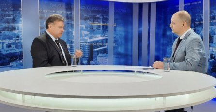 Eskobar: Sankcije su na stolu, ali nisu usmjerene na RS