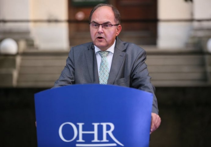 Schmidt: Ne isključujem upotrebu bonskih ovlaštenja