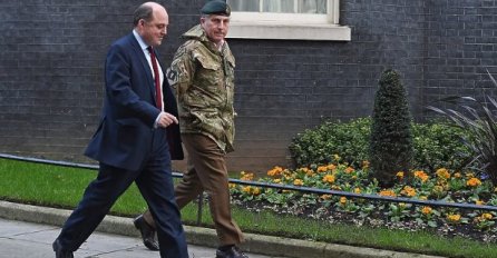 Britanski general: Rizik od izbijanja rata između Zapada i Rusije veći nego ikada od Hladnog rata
