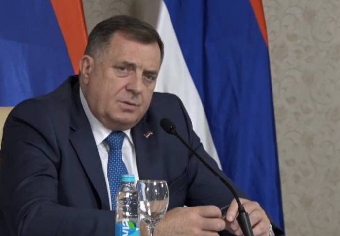 Milorad Dodik pozvao NATO da “rokne raketu” onima koji prijete