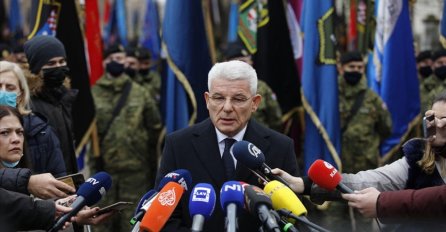 Džaferović u Vukovaru: Grad posebnog pijeteta, žrtve zaslužuju pravdu