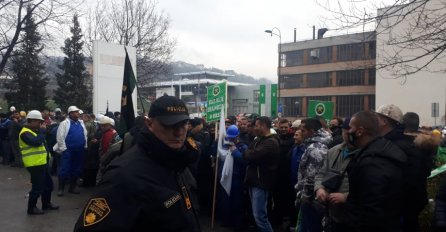 Rudari ne odustaju, još čekaju da im se neko obrati iz Vlade FBiH: 'Izlazite napolje'