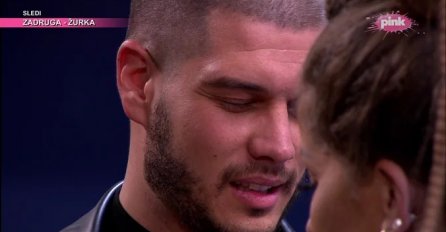 TRENUTAK KAD SE DEJAN OSVETIO DALILI ZA SVE, približila mu se - a evo šta je on uradio: ŠOK U EMISIJI, NIJE JE ŠTEDIO NIMALO