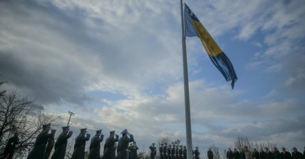Na Humu podignuta državna zastava: Bosna i Hercegovina će opstati