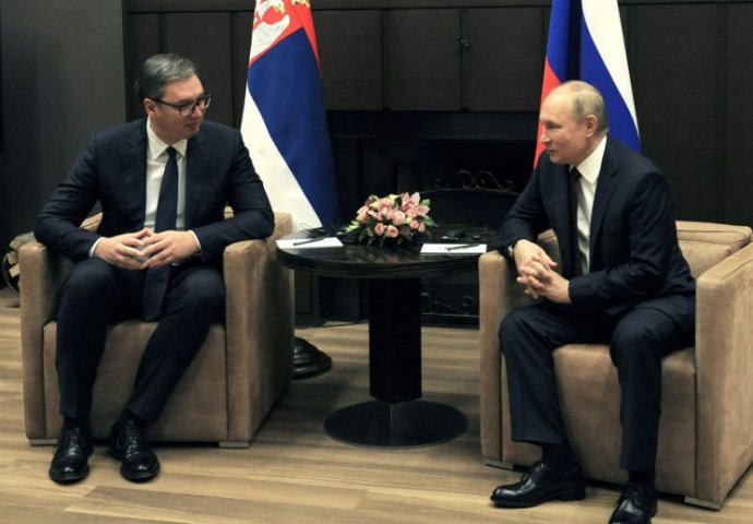 Vučić: Putin se saglasio o cijeni gasa, ruski predsjednik najavio posjetu Srbiji