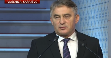 Prije početka govora potvrdio: Željko Komšić zaražen koronavirusom