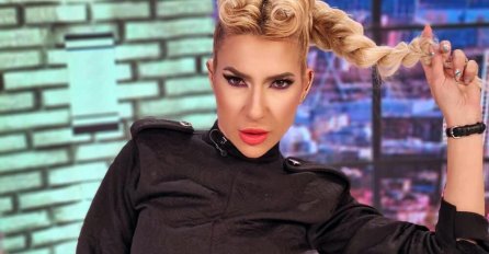 JOVANA JEREMIĆ OBJAVILA SLIKU IZ PORODILIŠTA: U naručju djevojčica, ona nikad sretnija - OSMIJEH OD UHA DO UHA (FOTO)