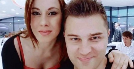 Potresna poruka supruge  preminulog pjevača nakon dženaze:  "Ja ću te u srcu i duši nosit za života"