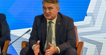 Komšić: Pristrasnost međunarodnih zvaničnika u suprotnosti sa javnim politikama i principima EU i SAD