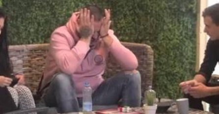 "MORAM PREGURATI OVIH 20, 30 DANA" Filip Car mislio da kamera ne snima, otkrio zabranjenu informaciju: Evo šta će se desiti (VIDEO)