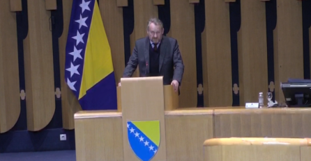 Izetbegović: Agresiju na Ukrajinu odmah zaustaviti, ne treba ‘hodati po jajima’