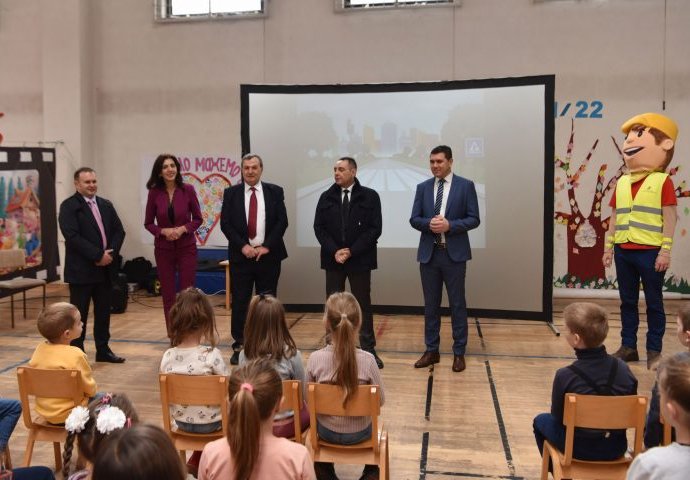 Vulin u Istočnom Sarajevu: Republika Srpska je spoljnopolitički prioritet Srbije