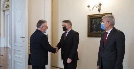 Kalabuhov prenio Putinovu poruku Komšiću i Džaferoviću vezano za krizu u BiH