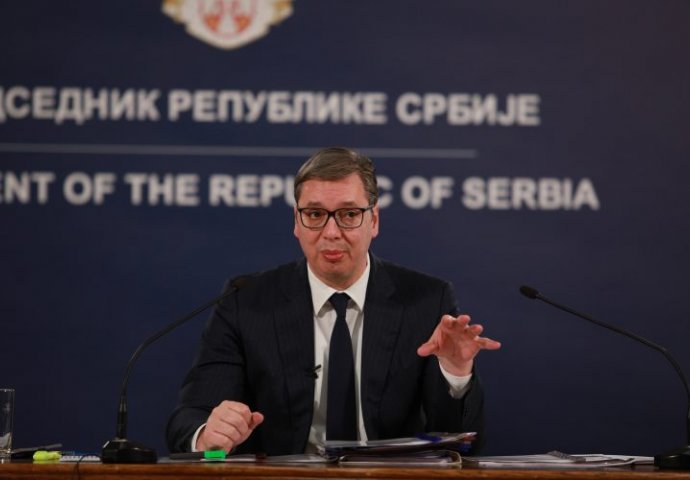 Prekinuto obraćanje Vučića na RTS-u, “neko namjerno izvukao kablove”