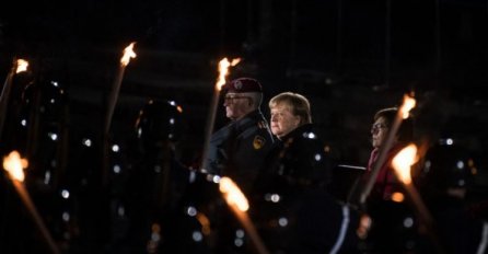 Oproštajni govor Merkel: Otpor mržnji i teorijama zavjere mora biti glasan i jak