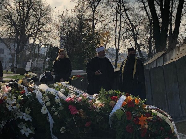 2817813-whatsapp-image-20211204-at-12-52-40-pm-ff