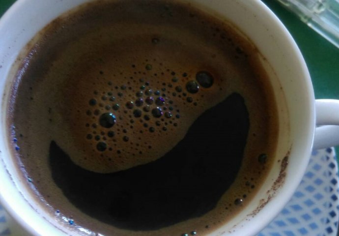 Jutarnja kafa može biti NAJMOĆNIJE SREDSTVO ZA MRŠAVLJENJE: Svako jutro dodajte kašikicu ovog u kafu i KILOGRAMI ĆE SE TOPITI KAO LUDI
