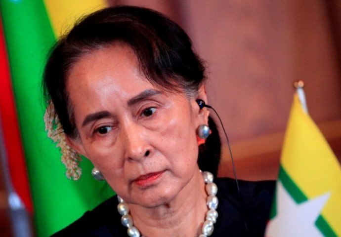 MOGLA BI LAKO NA DOŽIVOTNU ROBIJU Sud u Mijanmaru osudio Aung San Su Ći na četiri godine zatvora