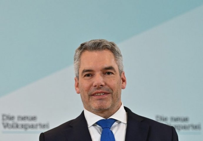 Karl Nehammer položio zakletvu i postao novi kancelar Austrije