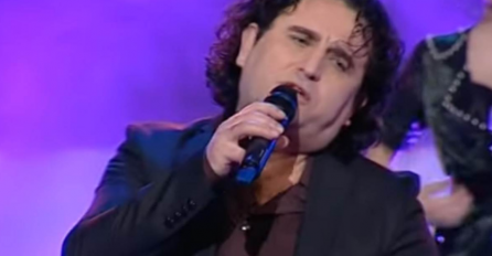 SJEĆATE SE SEJE KALAČA? Uslikan kako spava na stepeništu hotela, pa se povukao iz javnosti: OVAKO SADA IZGLEDA! (FOTO)