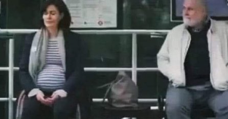 PRIČA: Na autobuskoj stanici dolazak autobusa čekali su starac i jako tužna trudnica