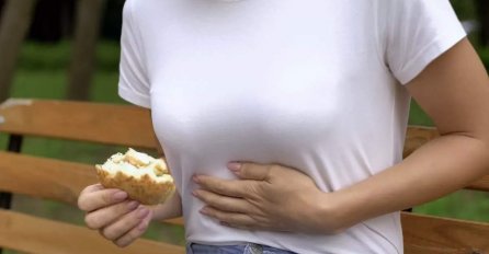 ŽELUDAC VAM NE VARI HRANU I NAPUHAN VAM JE STOMAK? Odmah otiđite u kuhinju i OVO NAPRAVITE - preporodit ćete se!