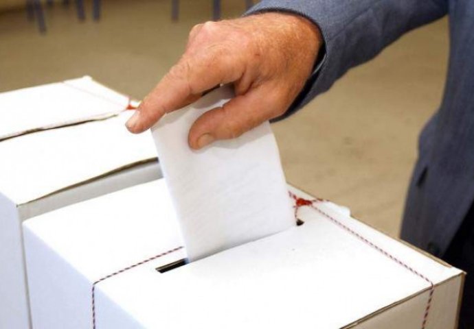 Otvorena biračka mjesta: U Prijedoru građani danas biraju novog gradonačelnika