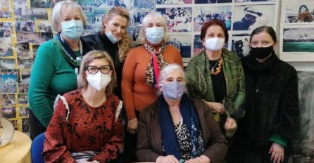 Majke Srebrenice čestitale Jasmili Žbanić: “Ponosne smo na nju i film”